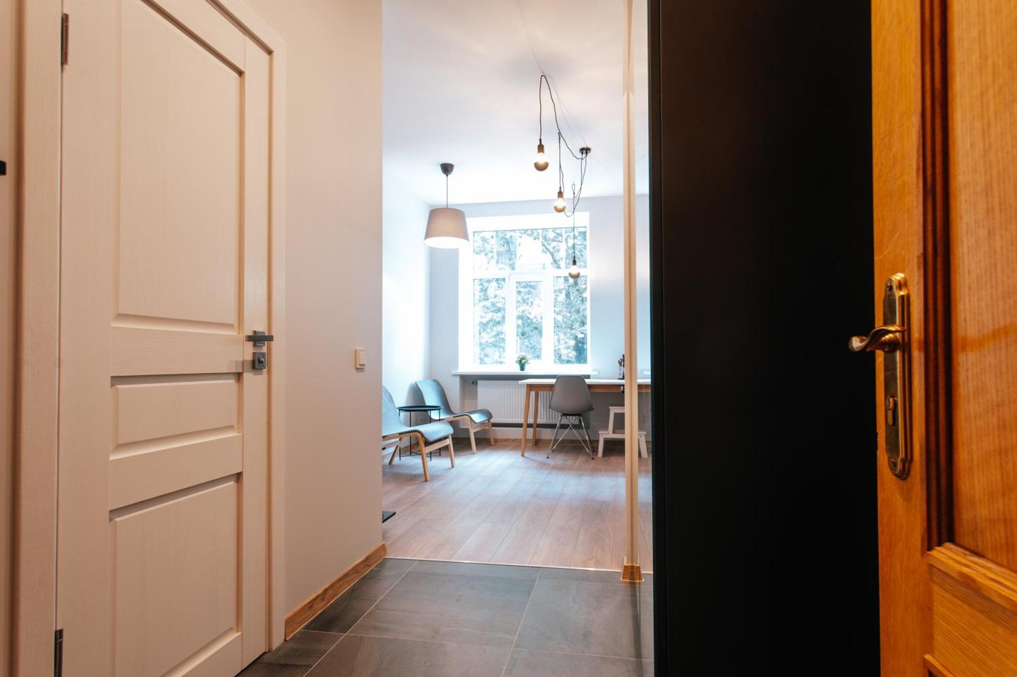 Butas Comfort At Hanzas Residence, Near Cafes, Bars, Museums & Esplanade Riga